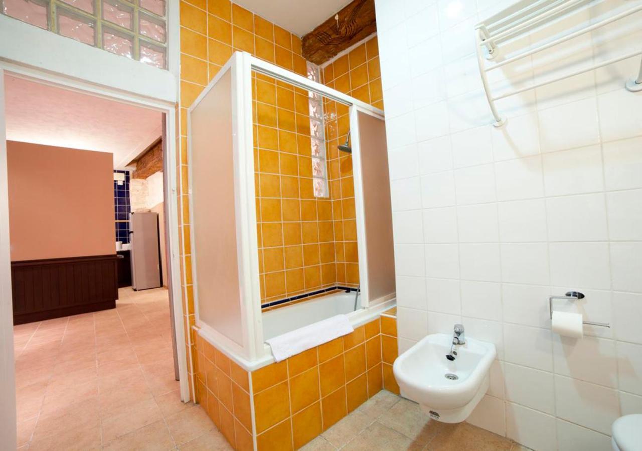 Loft. Old City Alicante Luaran gambar