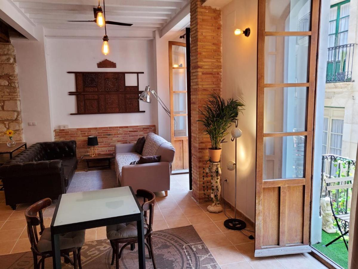 Loft. Old City Alicante Luaran gambar