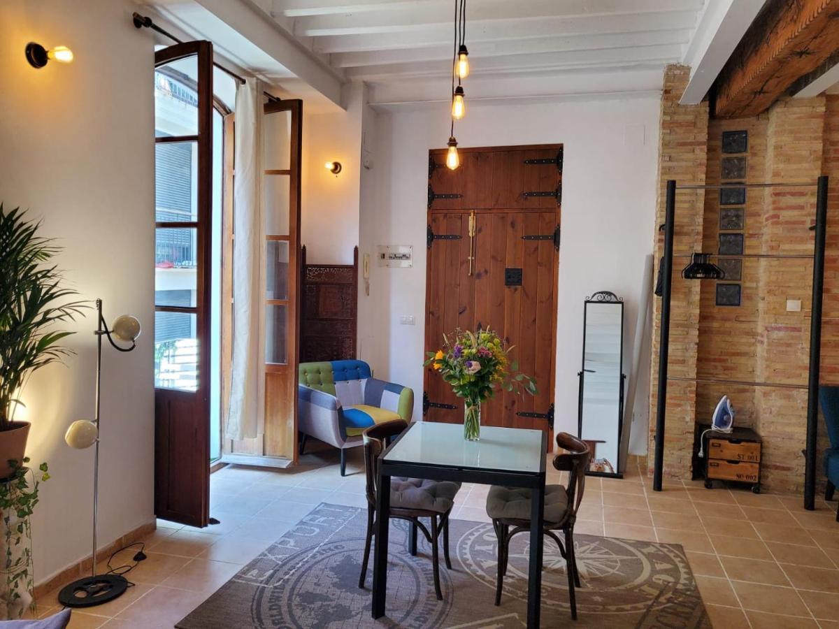 Loft. Old City Alicante Luaran gambar