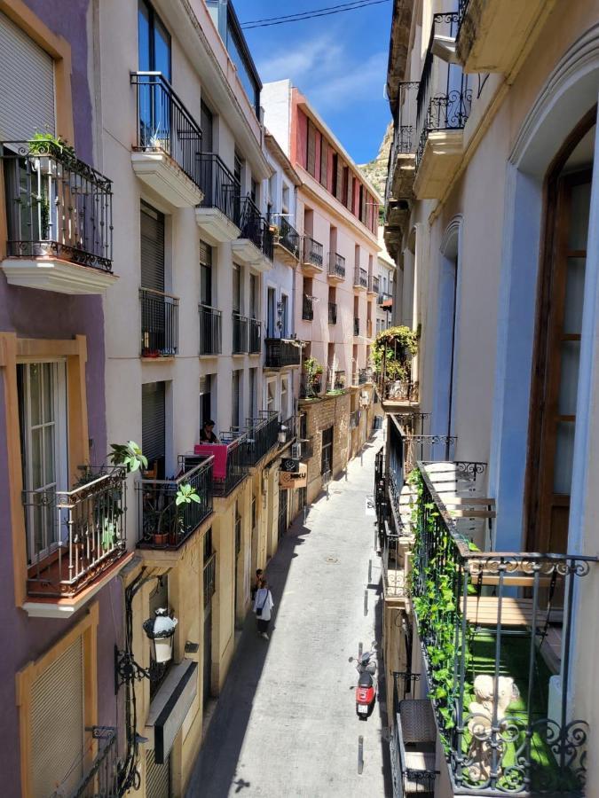 Loft. Old City Alicante Luaran gambar