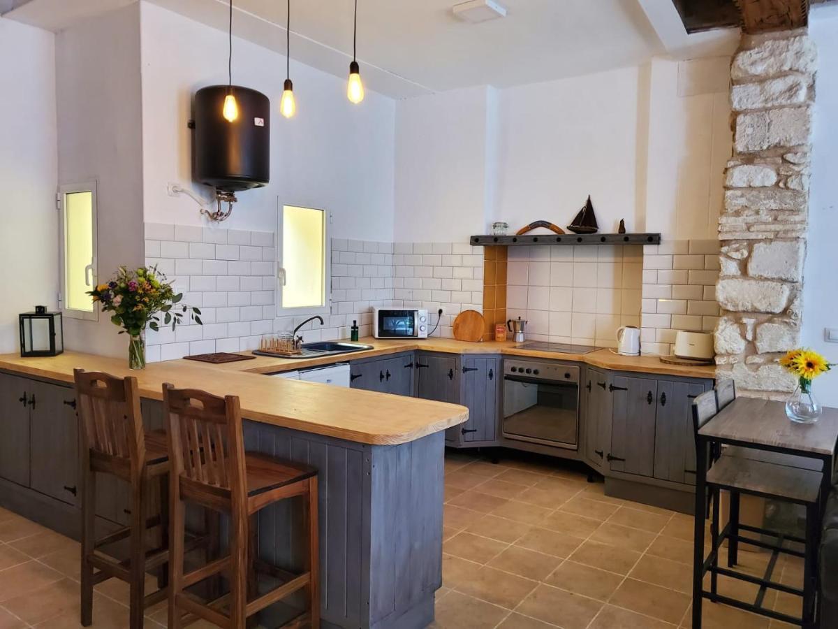 Loft. Old City Alicante Luaran gambar