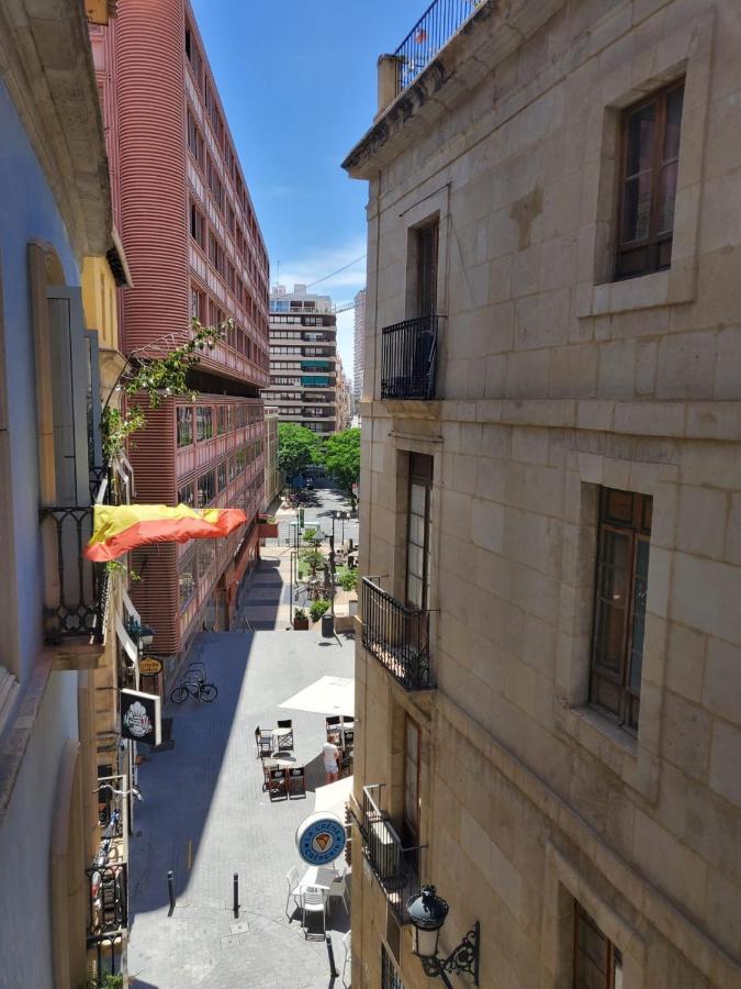 Loft. Old City Alicante Luaran gambar